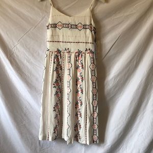 NWT Pippa & Julie girls size 12 cream floral embroidered dress